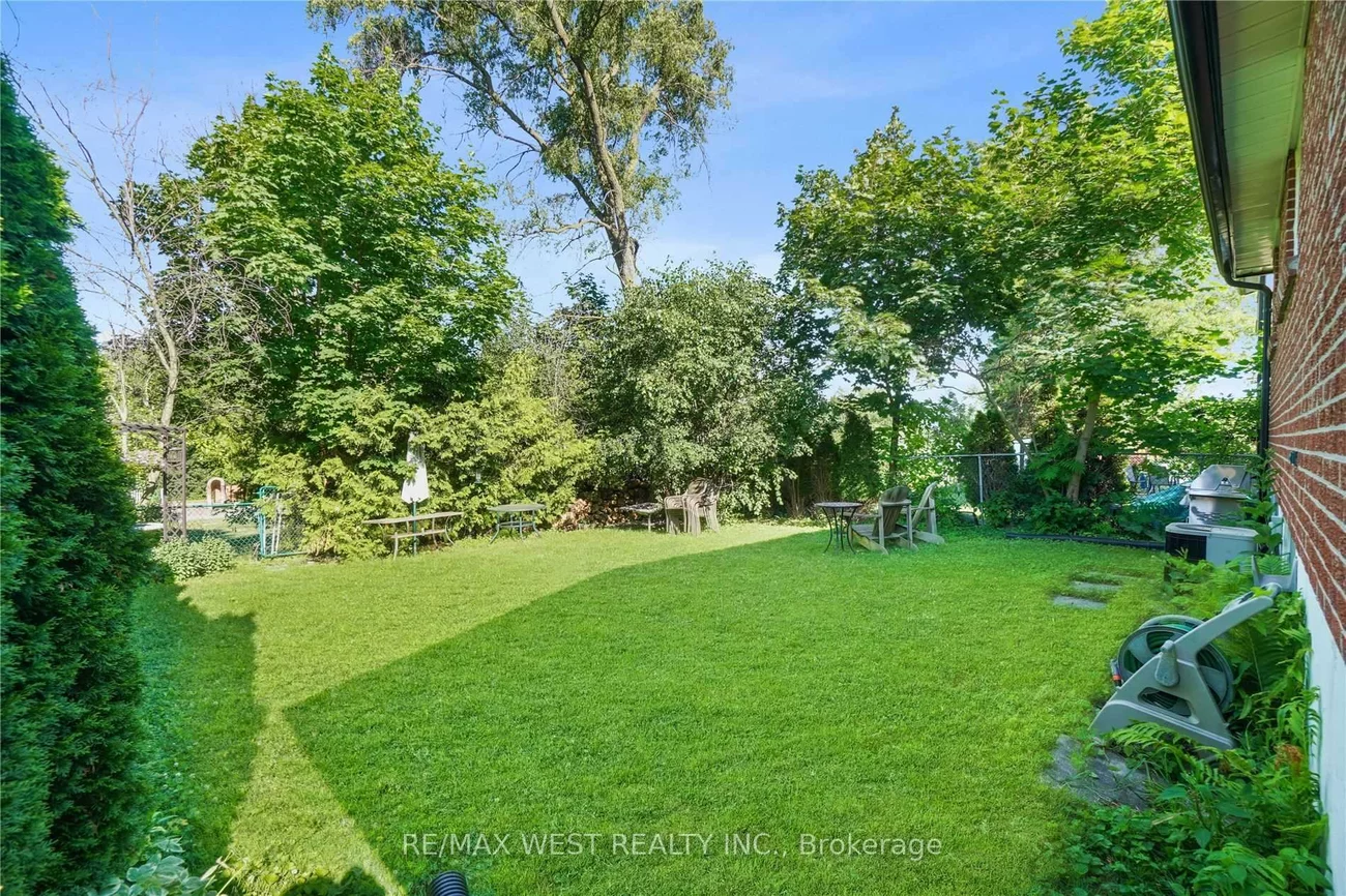 249, Hodgson, Central Newmarket, Newmarket