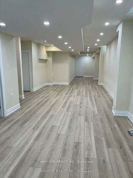 1255, Blencowe, Stonehaven-Wyndham, Newmarket