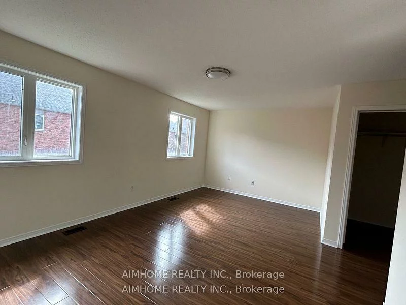 1255, Blencowe, Stonehaven-Wyndham, Newmarket