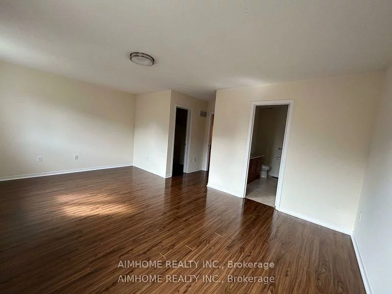 1255, Blencowe, Stonehaven-Wyndham, Newmarket