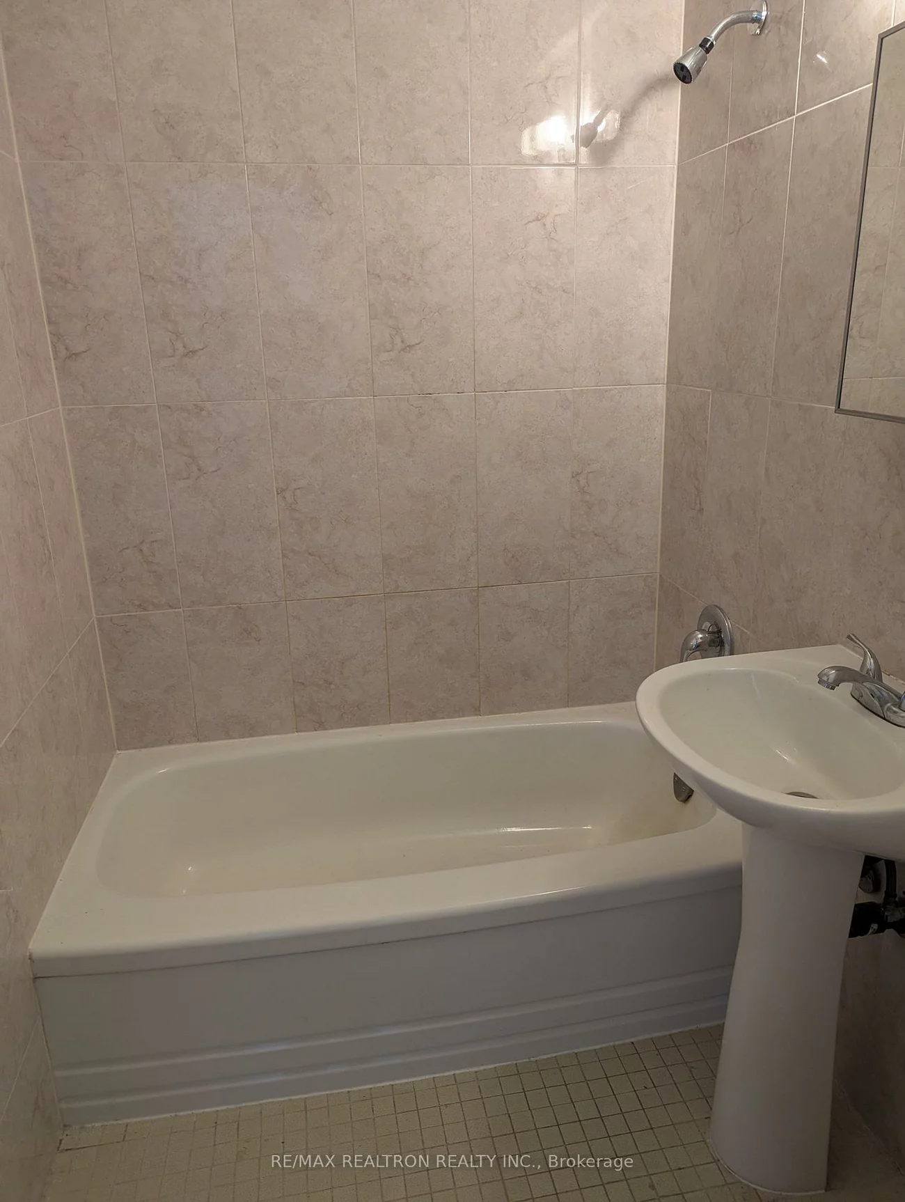 41, Huron Heights, Huron Heights-Leslie Valley, Newmarket