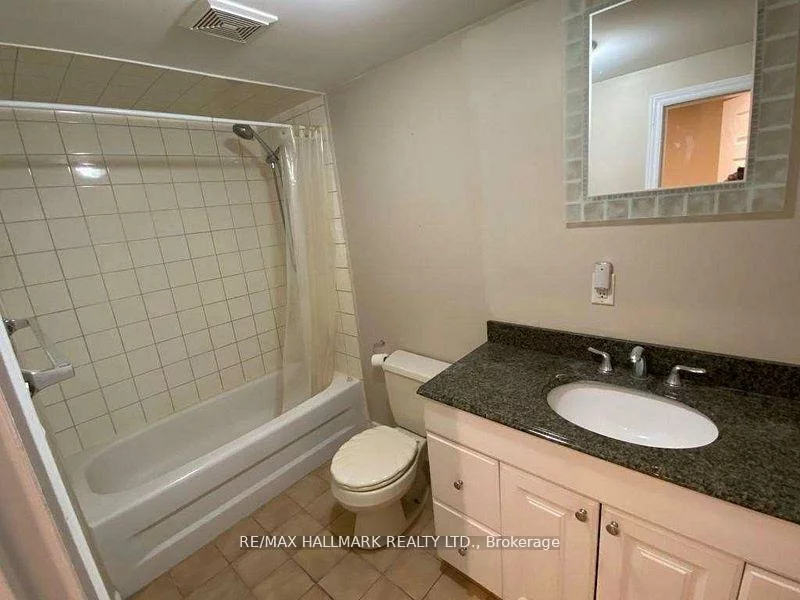 24, Hillview, Bristol-London, Newmarket