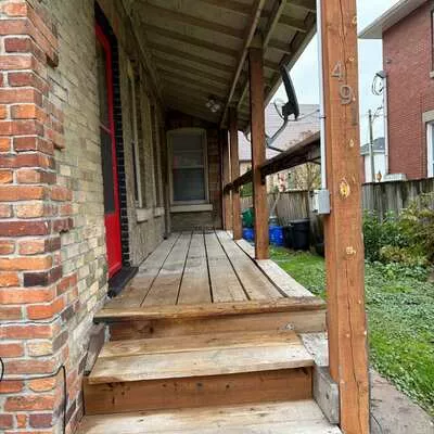 491, Eagle, Central Newmarket, Newmarket