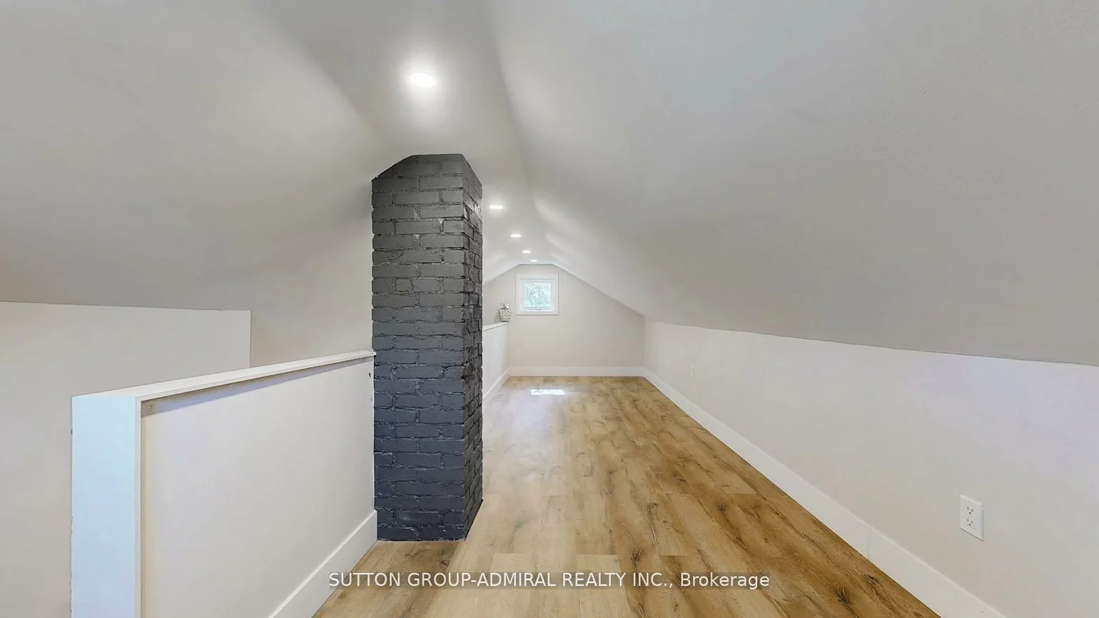 242, Muriel, Central Newmarket, Newmarket