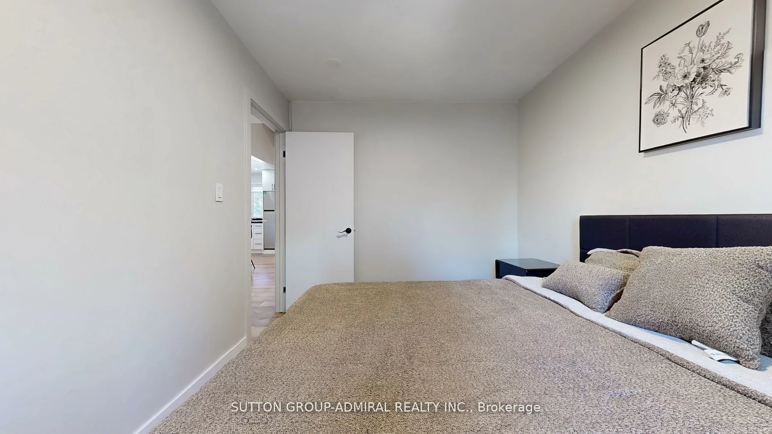 242, Muriel, Central Newmarket, Newmarket