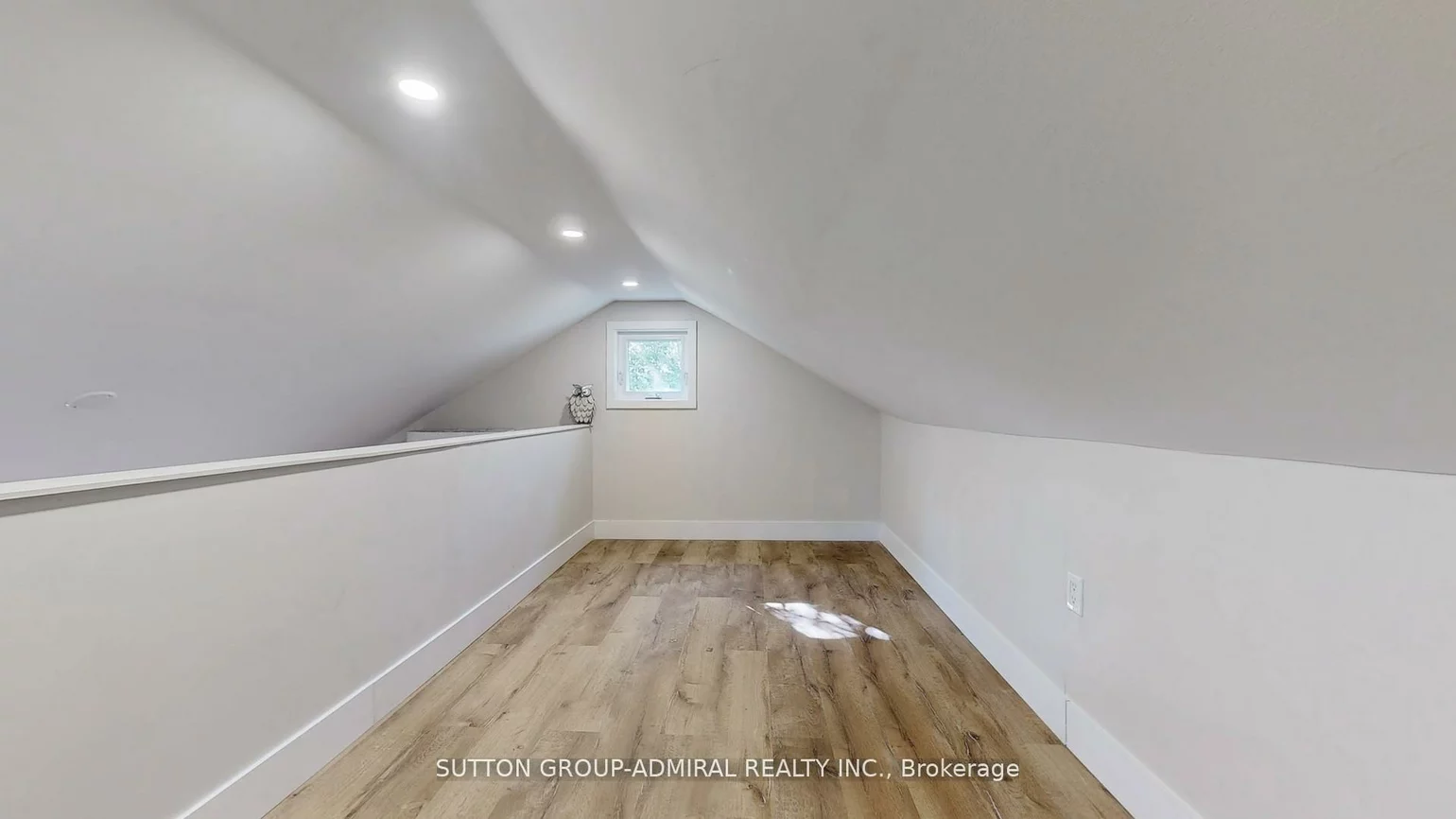 242, Muriel, Central Newmarket, Newmarket