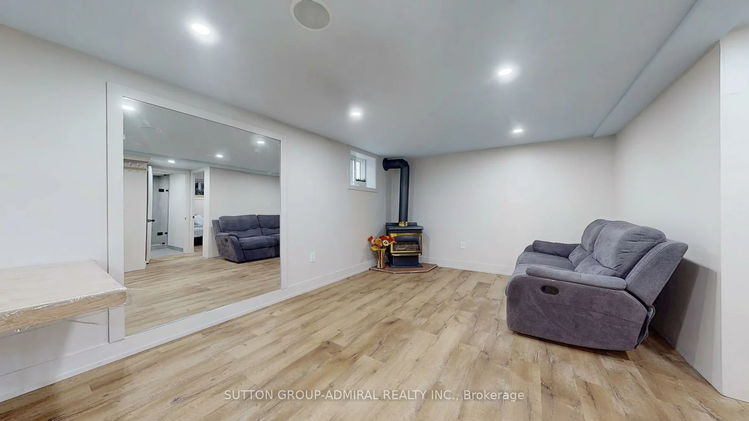 242, Muriel, Central Newmarket, Newmarket