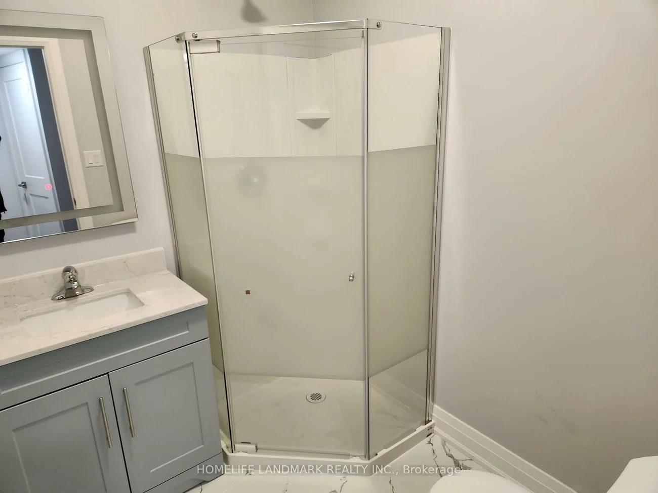 452, D'arcy, Central Newmarket, Newmarket