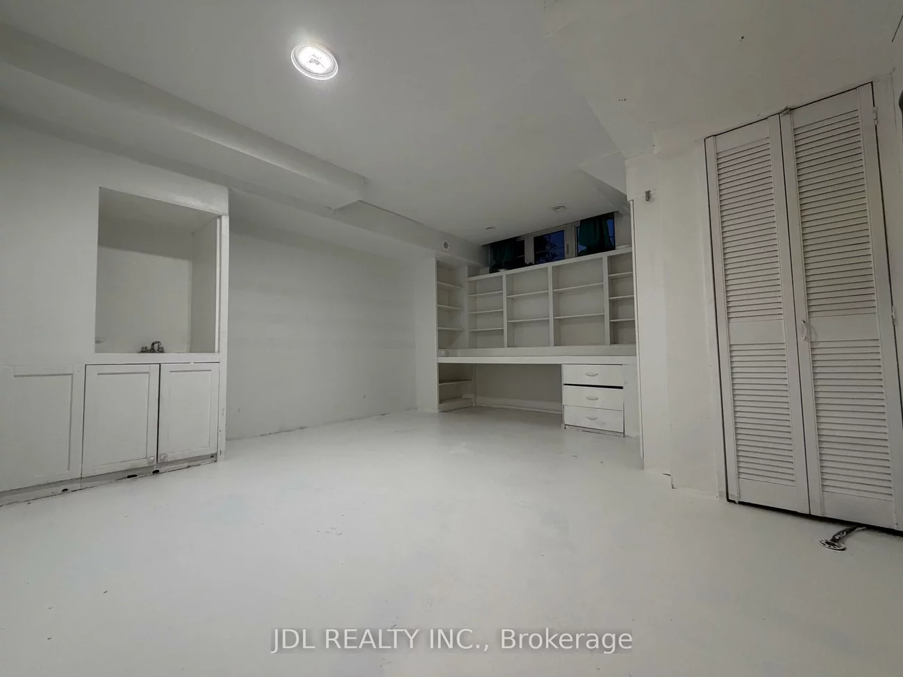 302, Clay Stones, Glenway Estates, Newmarket