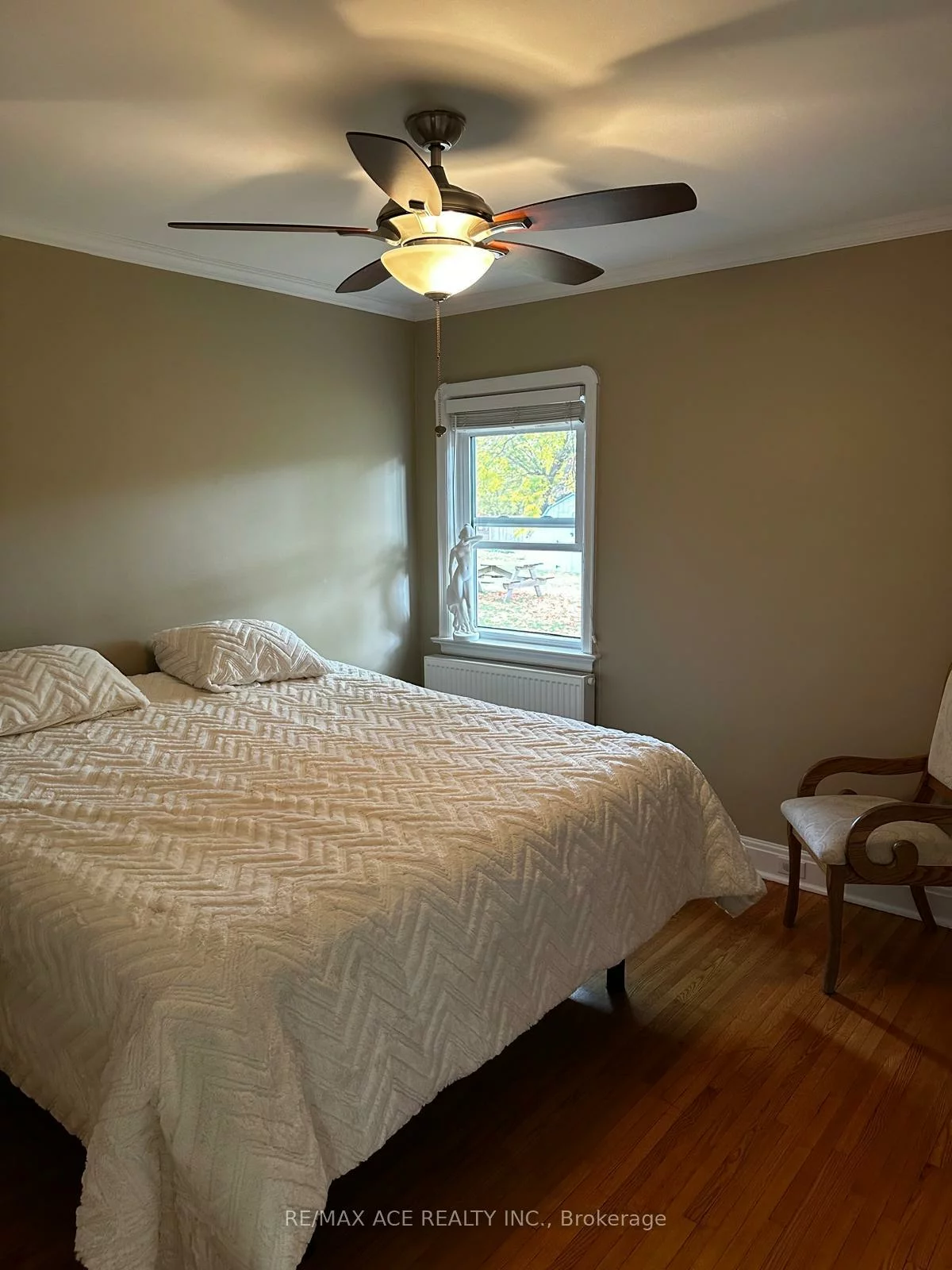 664, Gorham, Gorham-College Manor, Newmarket