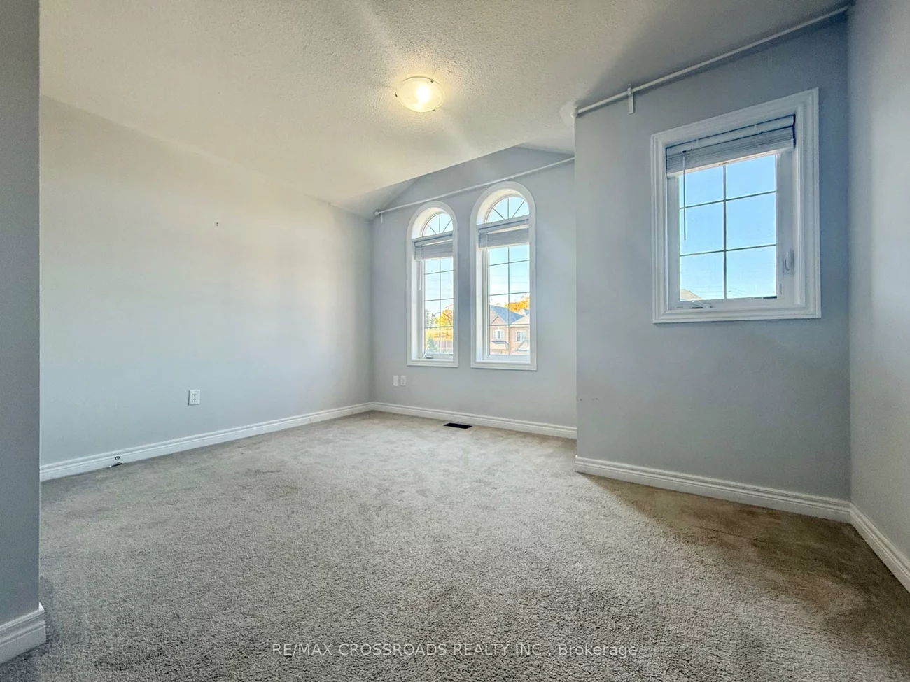 205, Laker, Woodland Hill, Newmarket