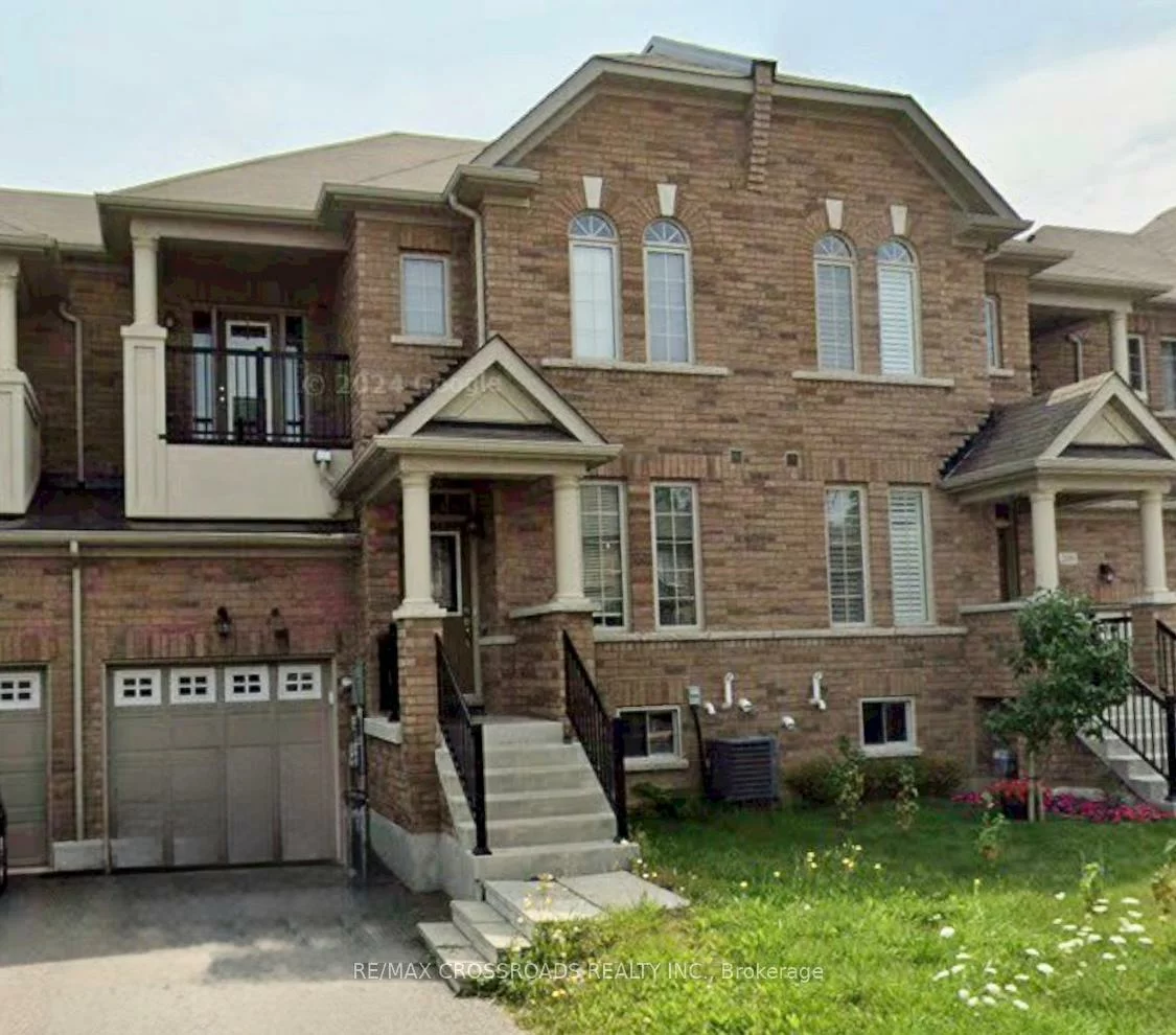 205, Laker, Woodland Hill, Newmarket