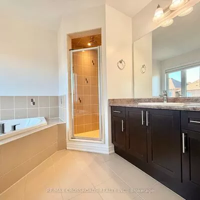 205, Laker, Woodland Hill, Newmarket