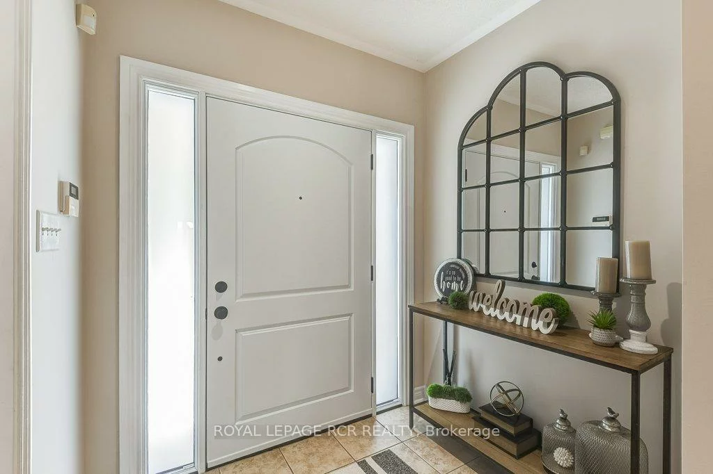 42, Mynden, Woodland Hill, Newmarket