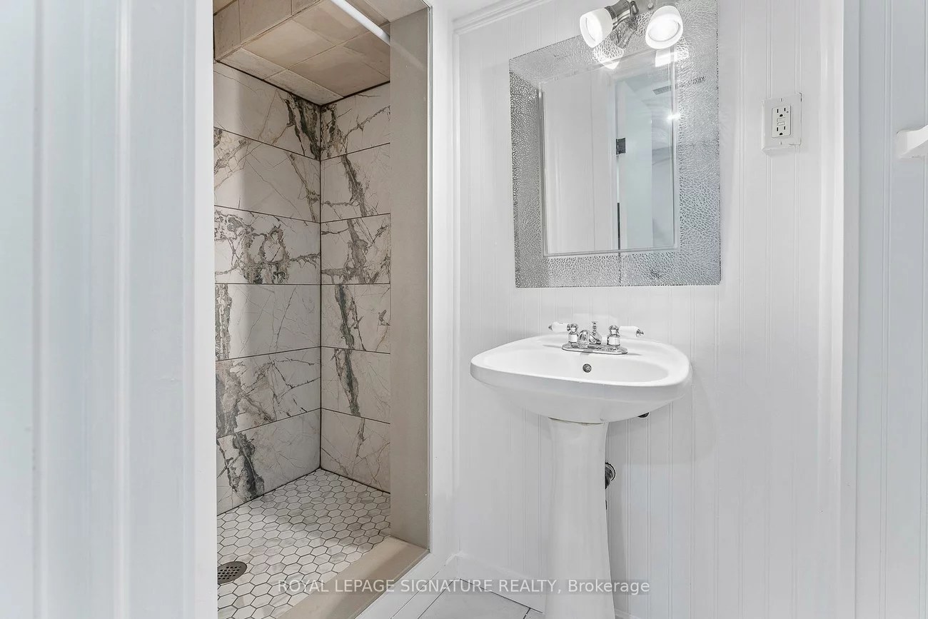 690, Elgin, Huron Heights-Leslie Valley, Newmarket