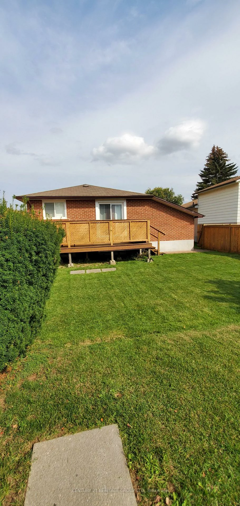 464, Sandford, Central Newmarket, Newmarket