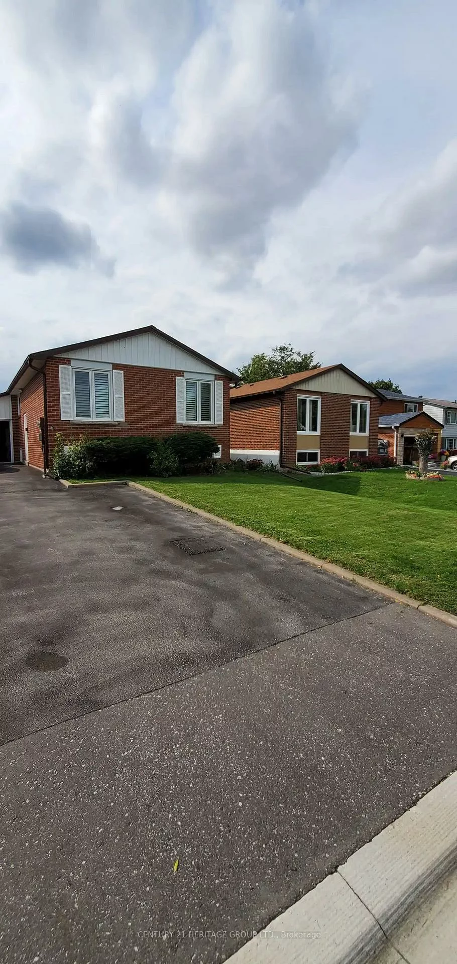 464, Sandford, Central Newmarket, Newmarket