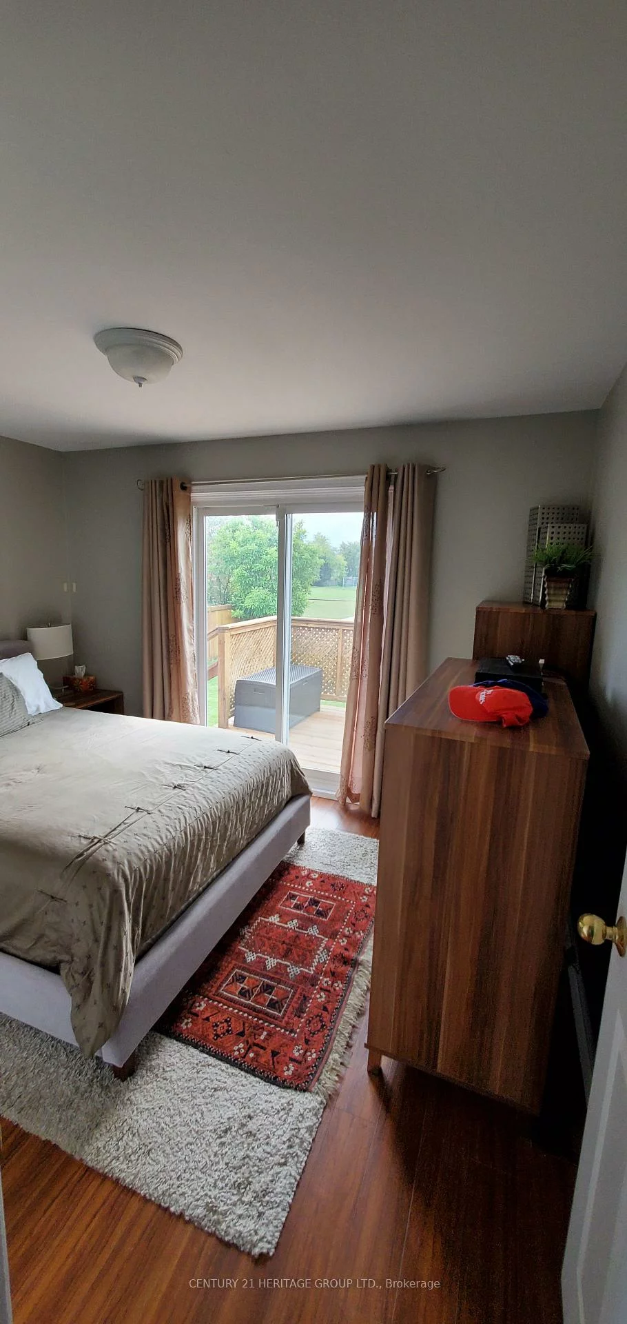 464, Sandford, Central Newmarket, Newmarket