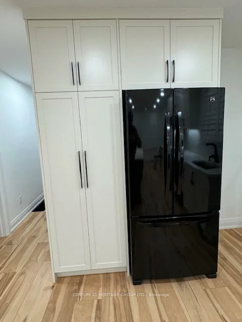 464, Sandford, Central Newmarket, Newmarket