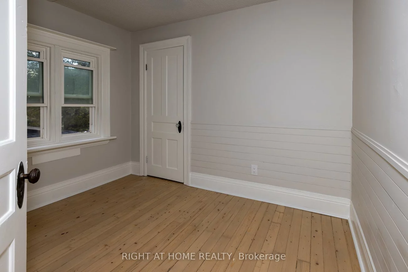 333, Millard, Central Newmarket, Newmarket