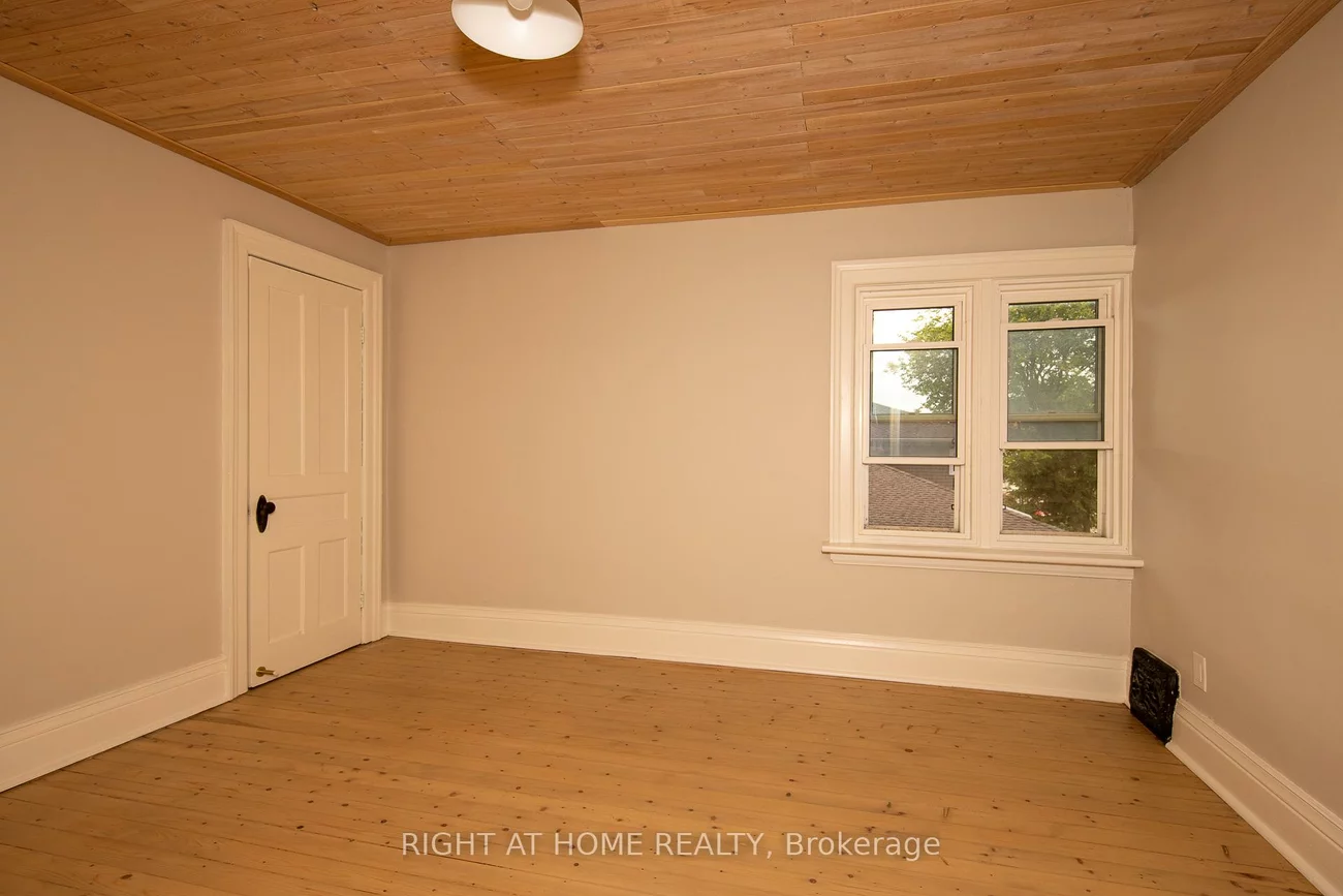 333, Millard, Central Newmarket, Newmarket