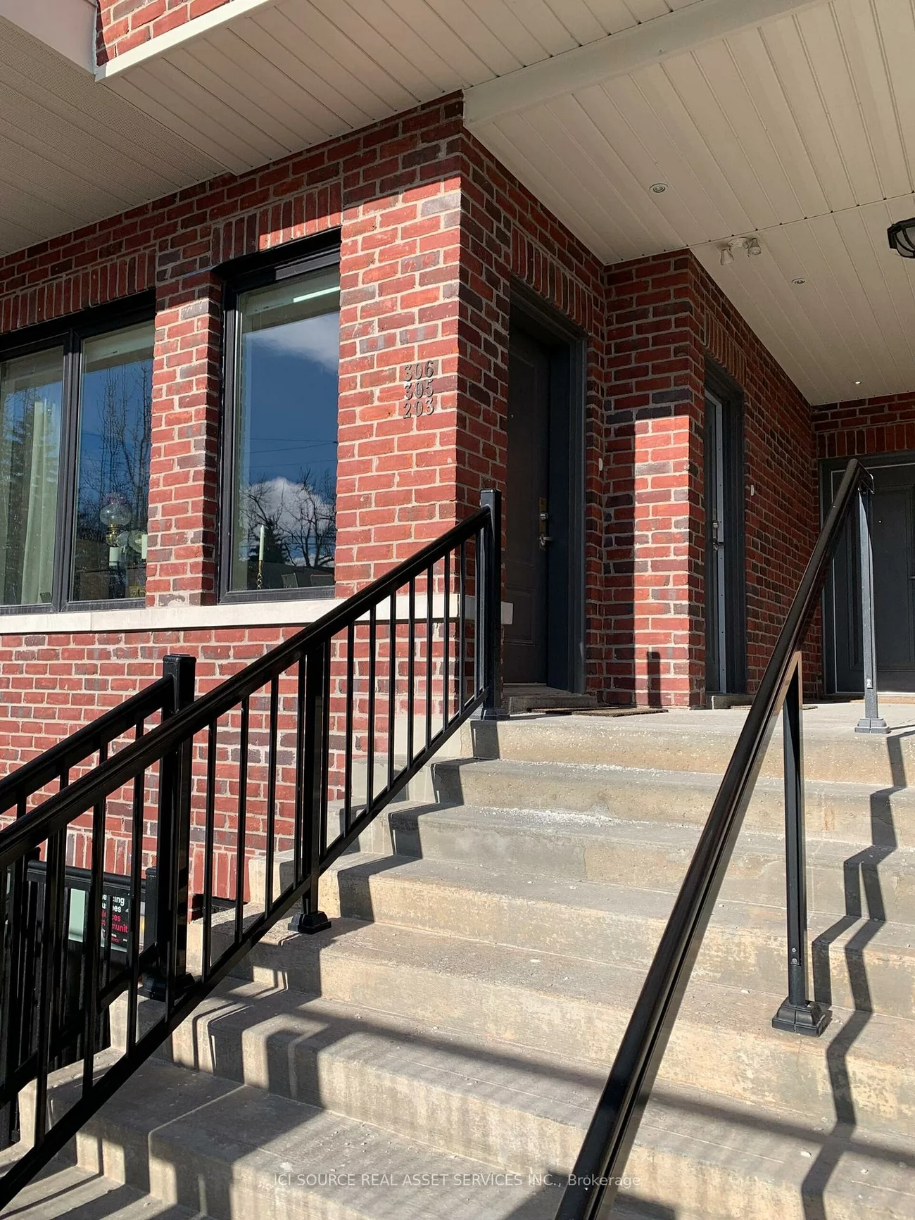 487, Queen, Central Newmarket, Newmarket