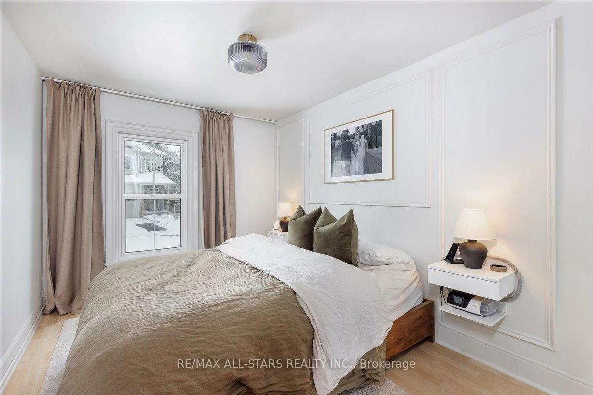 387, Ontario, Central Newmarket, Newmarket