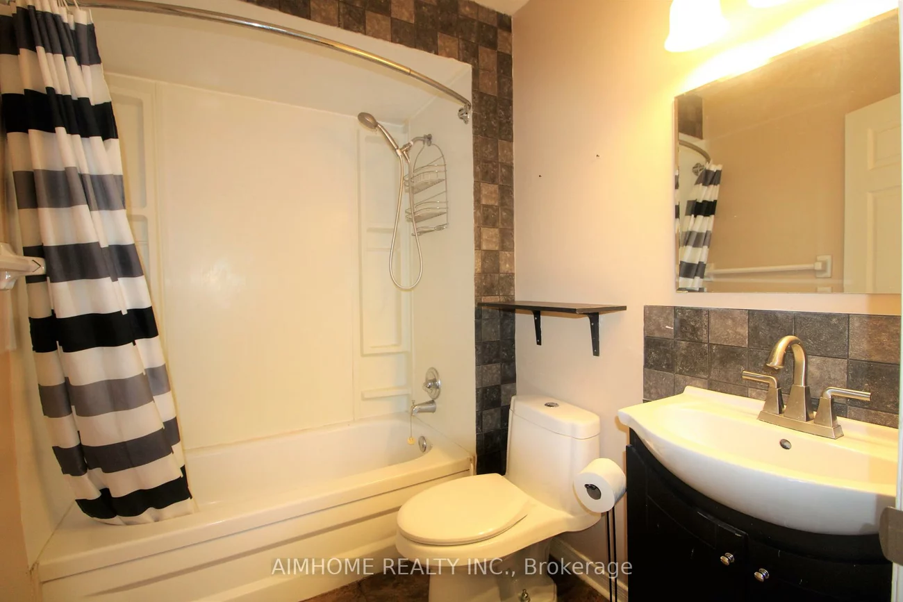 355, Crowder, Gorham-College Manor, Newmarket