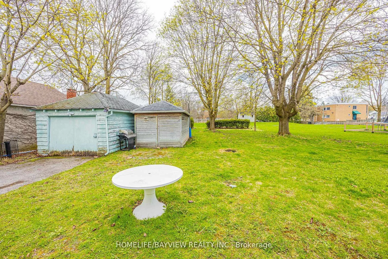 164, Eagle, Central Newmarket, Newmarket