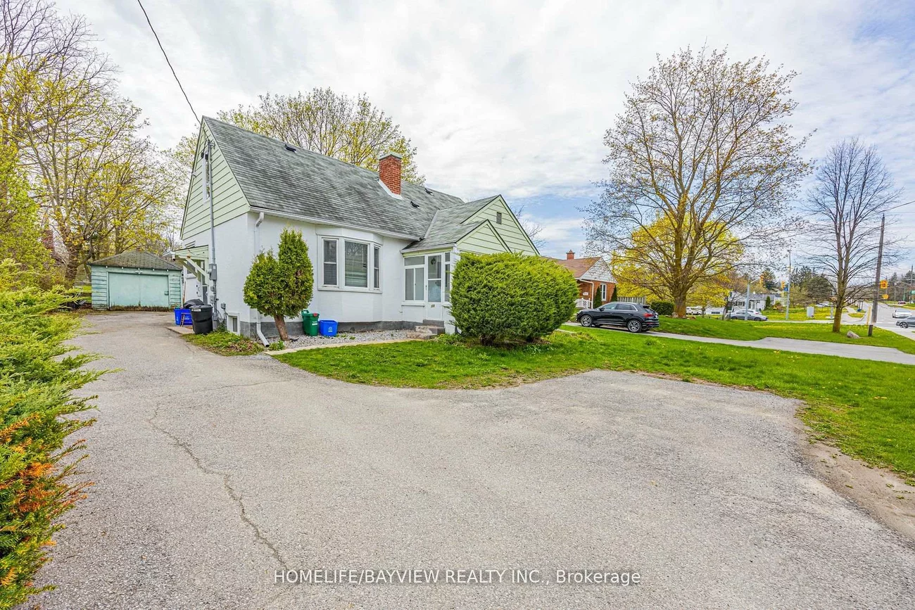 164, Eagle, Central Newmarket, Newmarket