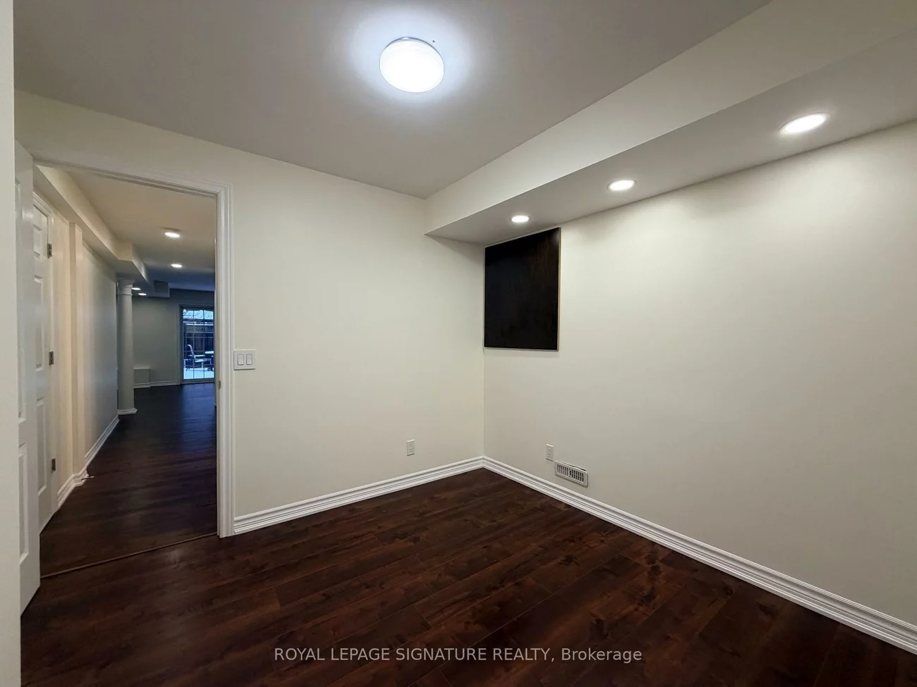 331, Spruce Grove, Woodland Hill, Newmarket