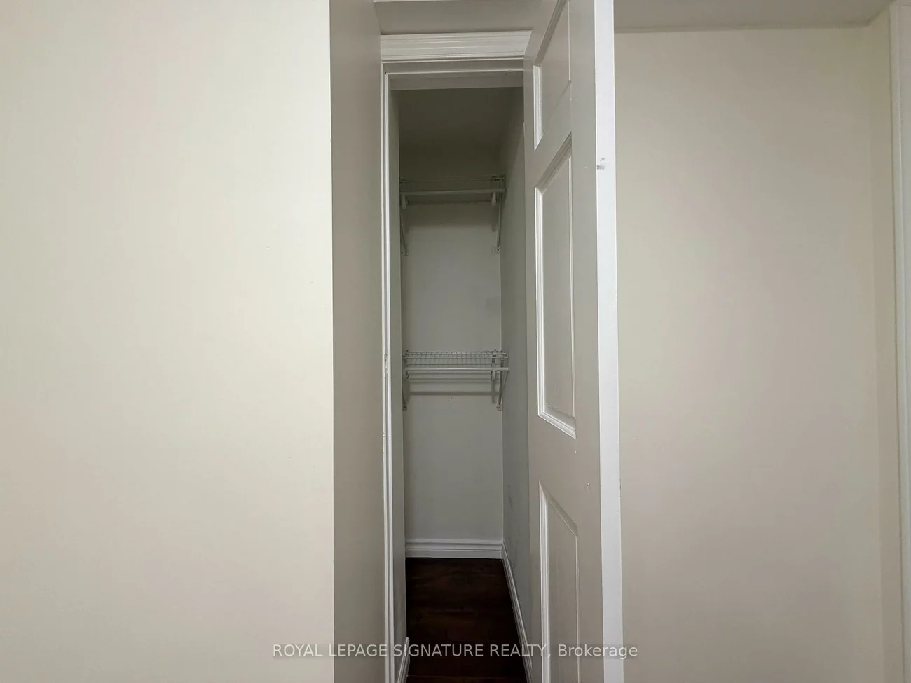 331, Spruce Grove, Woodland Hill, Newmarket