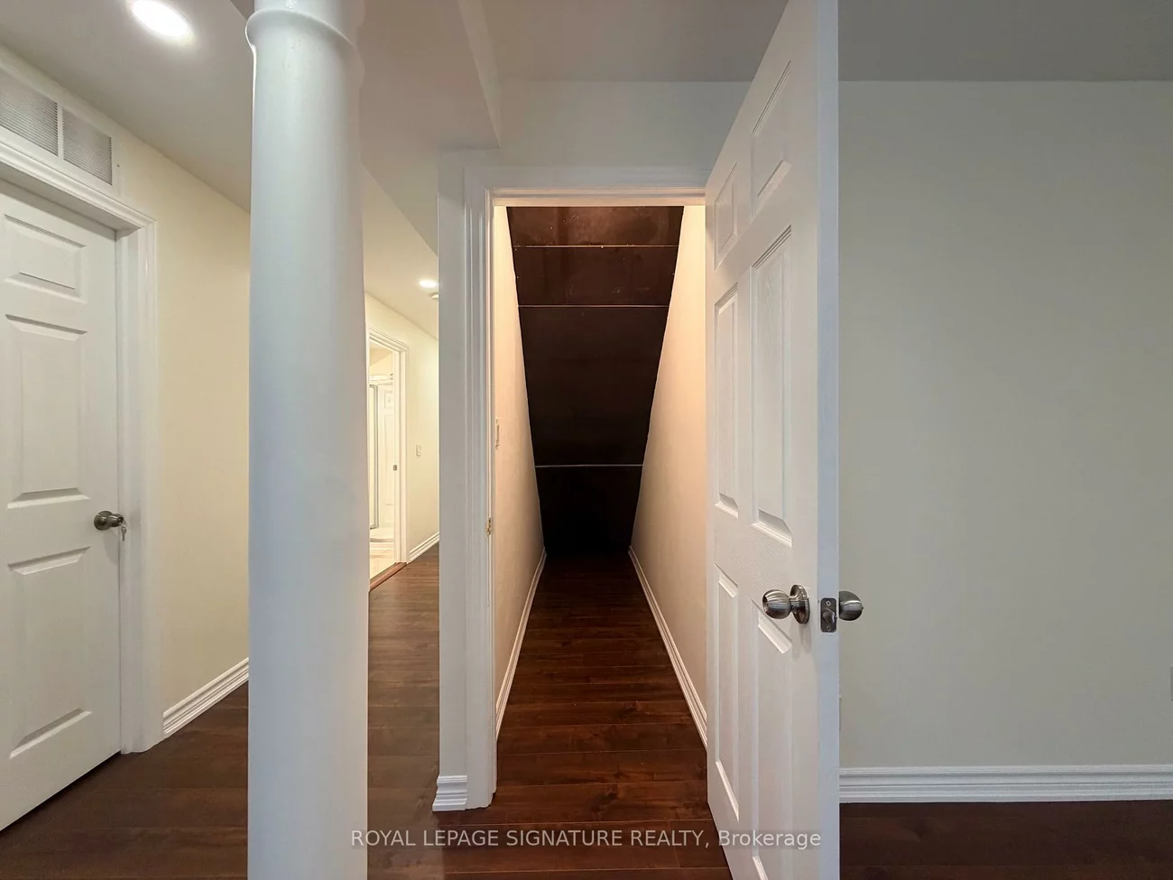 331, Spruce Grove, Woodland Hill, Newmarket