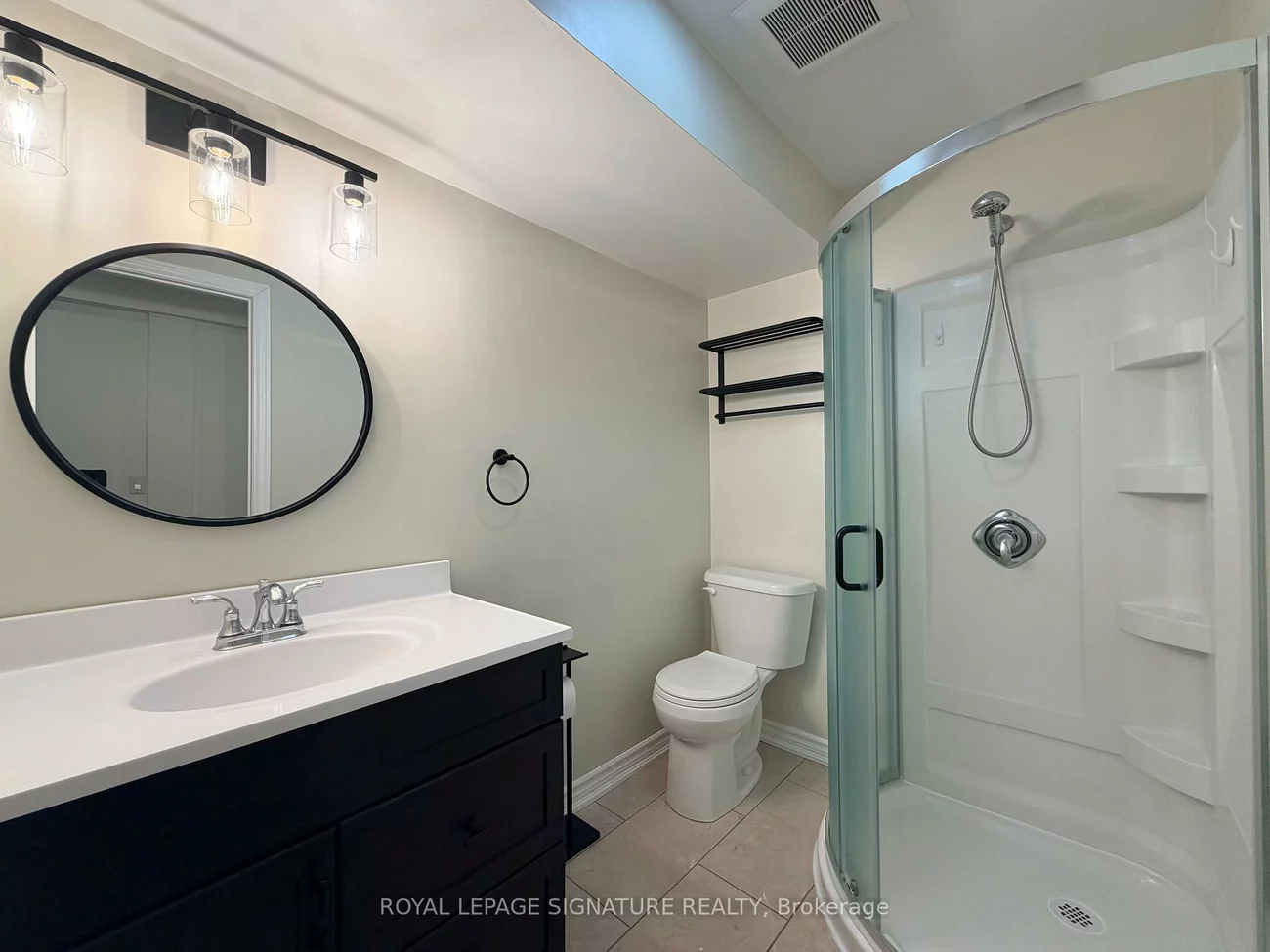 331, Spruce Grove, Woodland Hill, Newmarket