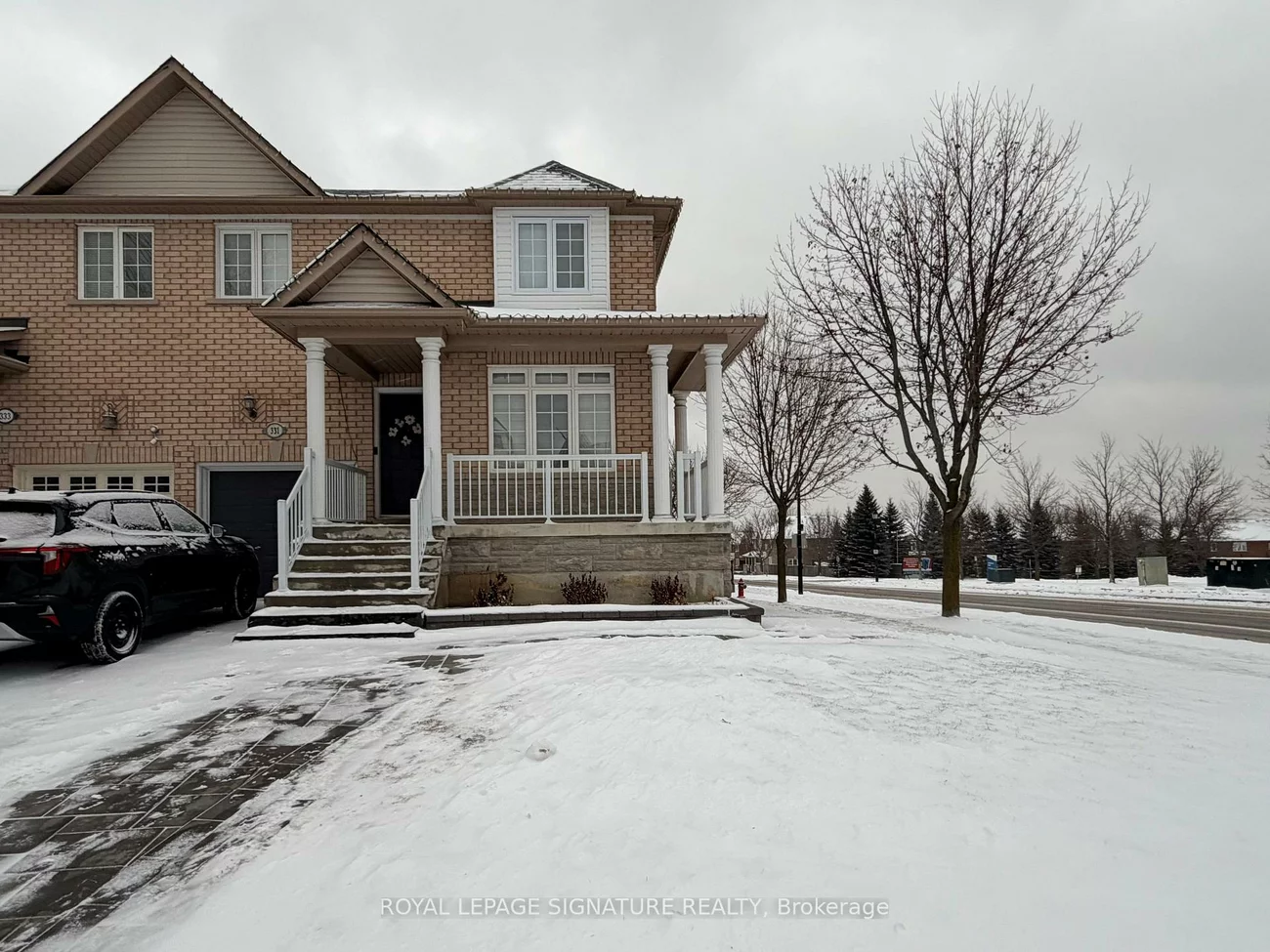 331, Spruce Grove, Woodland Hill, Newmarket