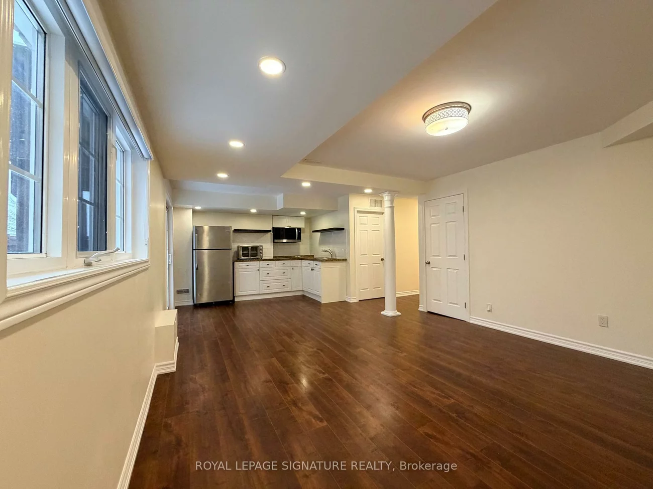 331, Spruce Grove, Woodland Hill, Newmarket