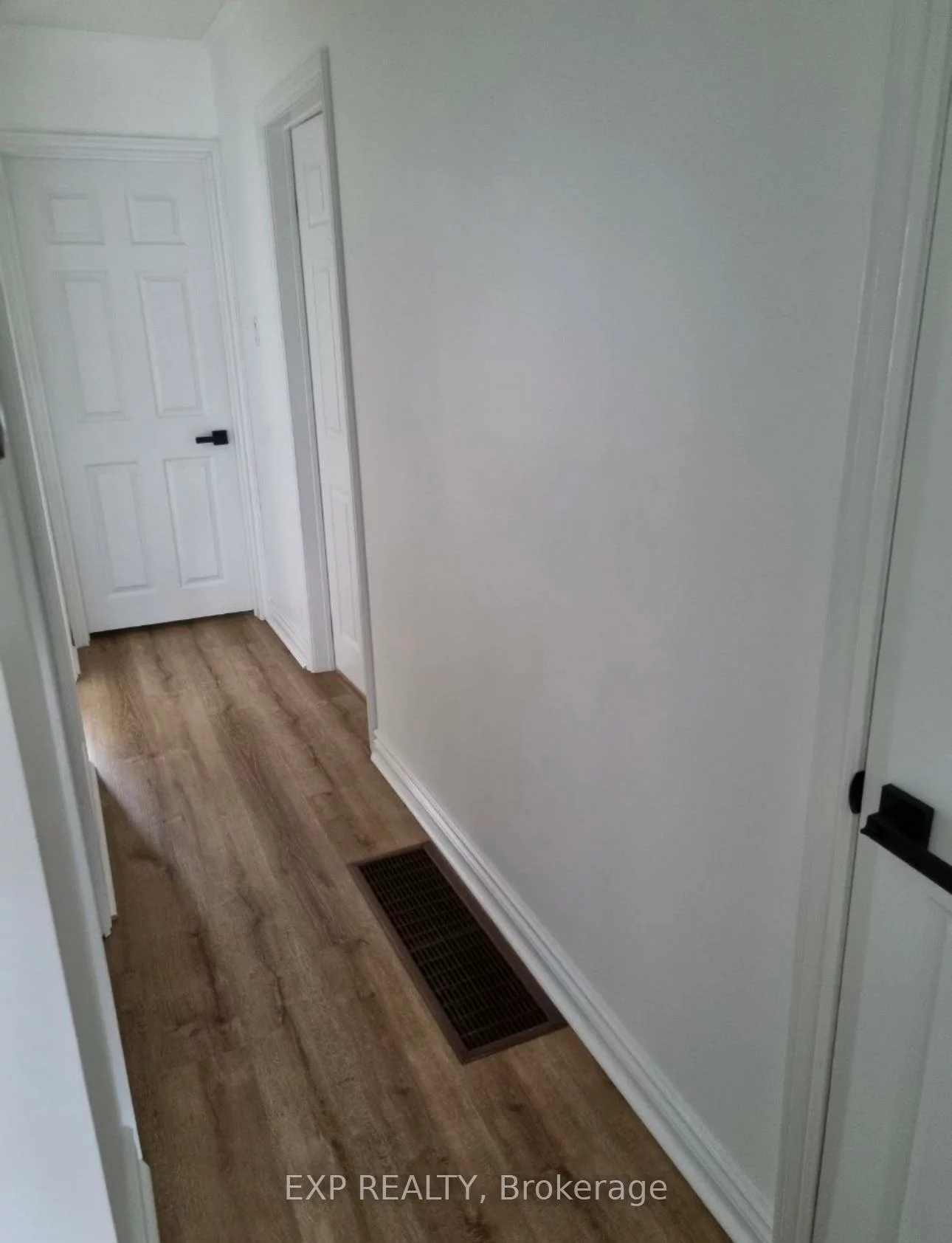 256, Silverbirch, Bristol-London, Newmarket