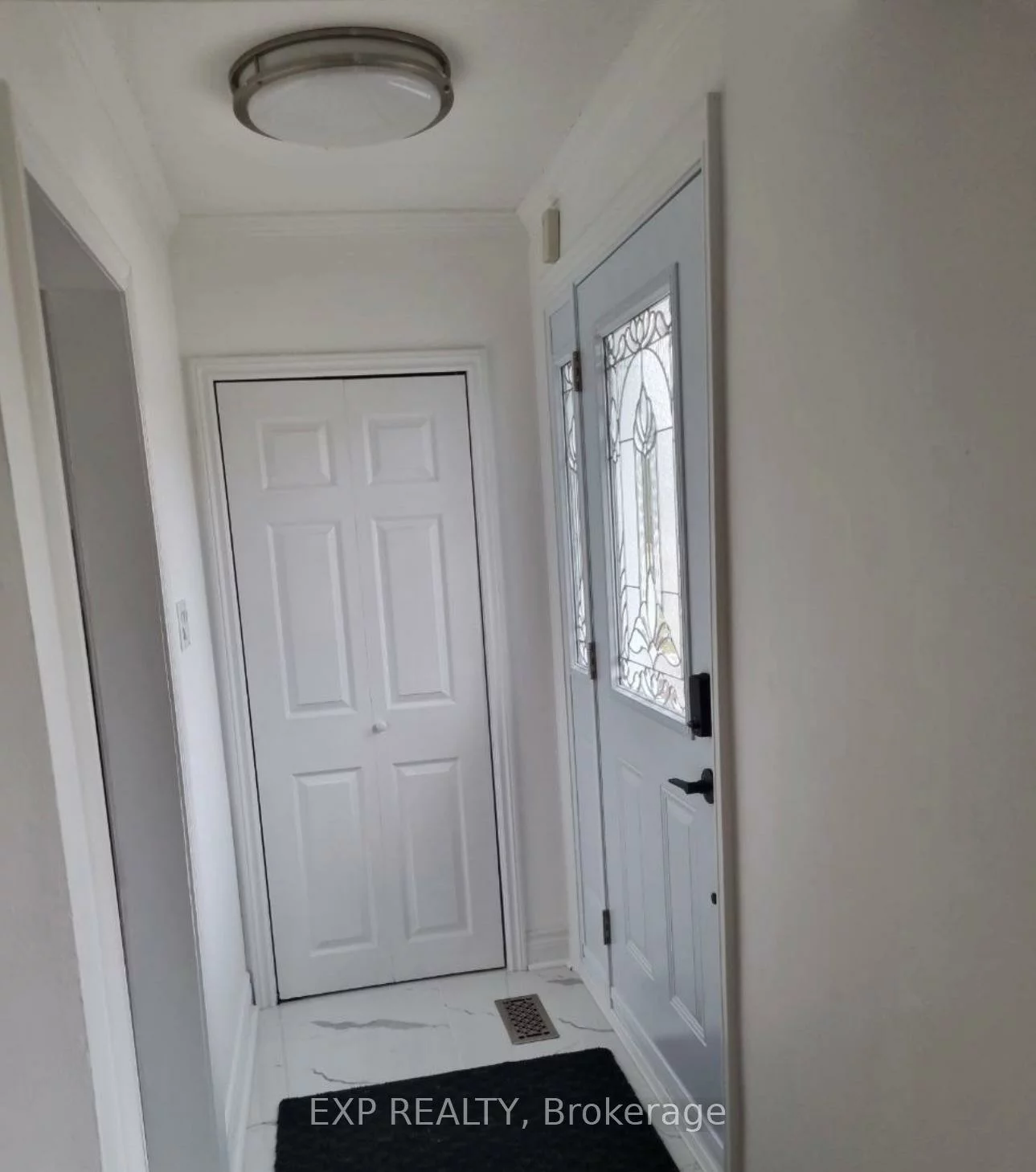 256, Silverbirch, Bristol-London, Newmarket