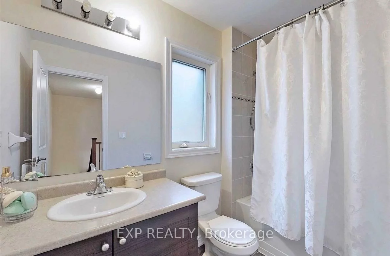 625, Sweetwater, Glenway Estates, Newmarket