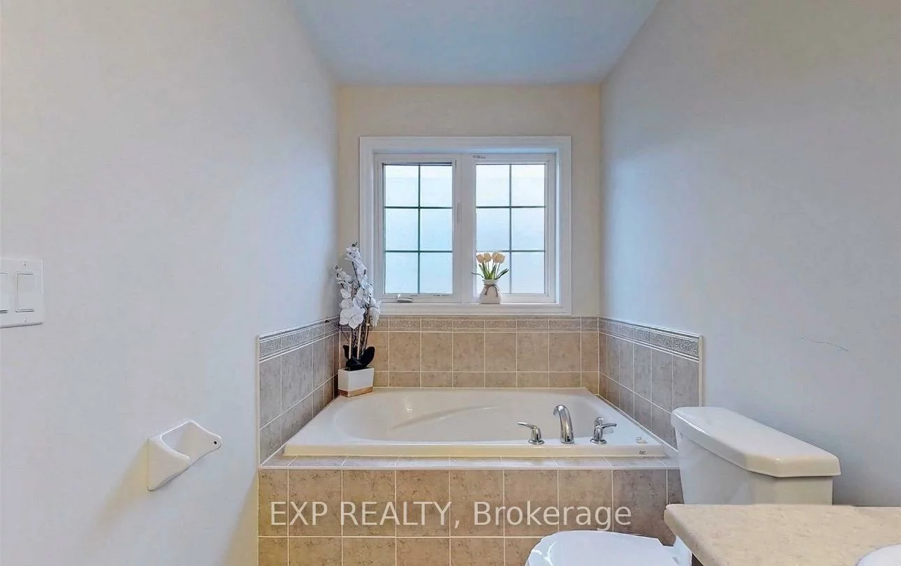 625, Sweetwater, Glenway Estates, Newmarket