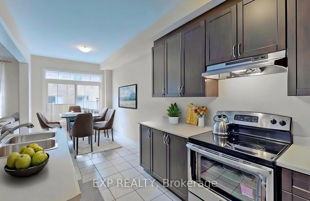 625, Sweetwater, Glenway Estates, Newmarket