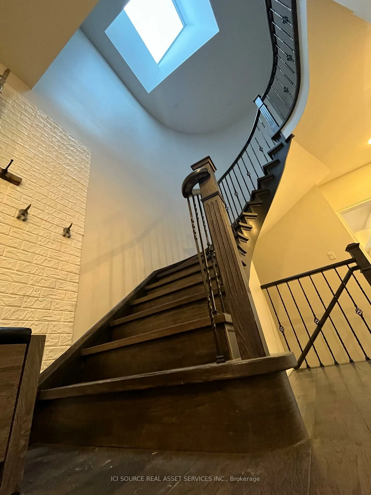 419, Seneca, Summerhill Estates, Newmarket