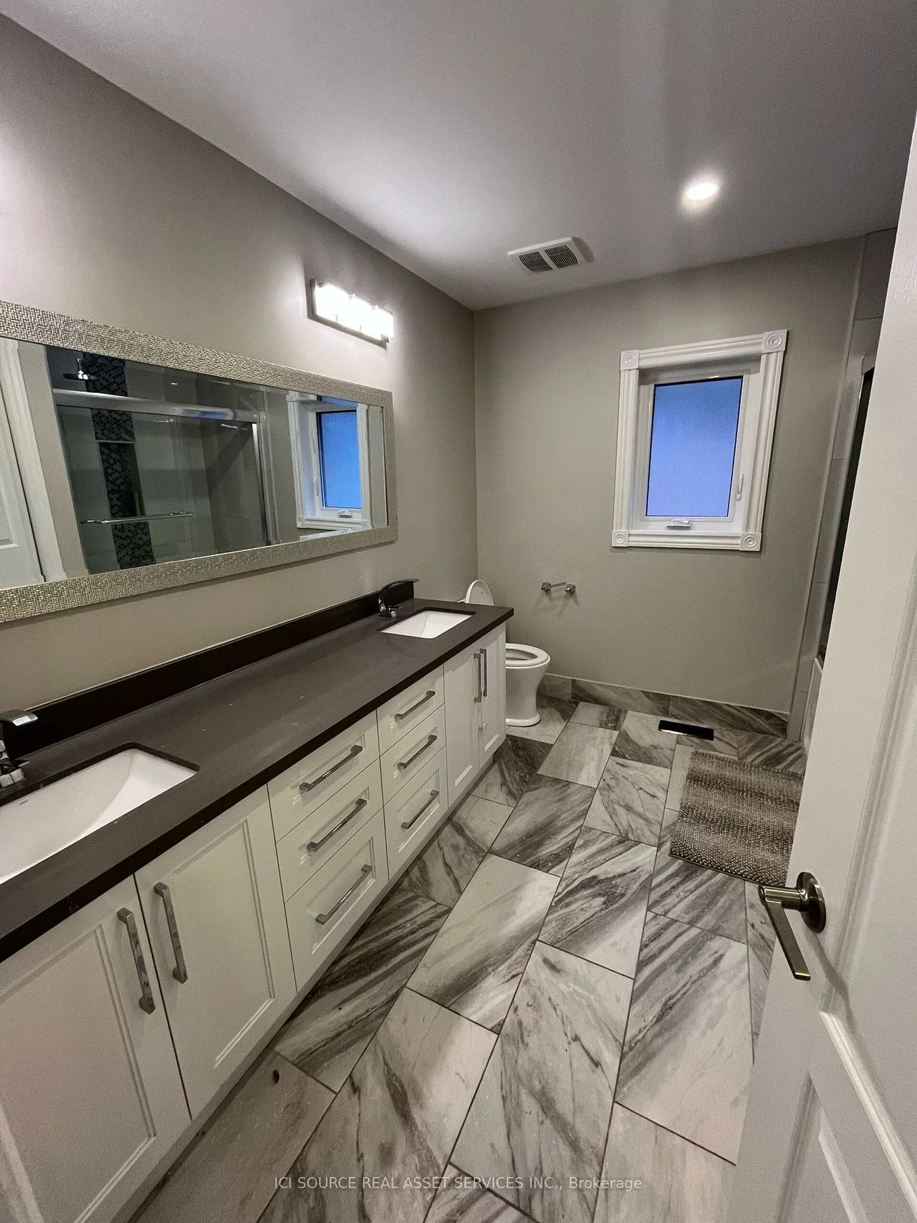 419, Seneca, Summerhill Estates, Newmarket