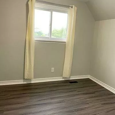 728, Beman, Huron Heights-Leslie Valley, Newmarket