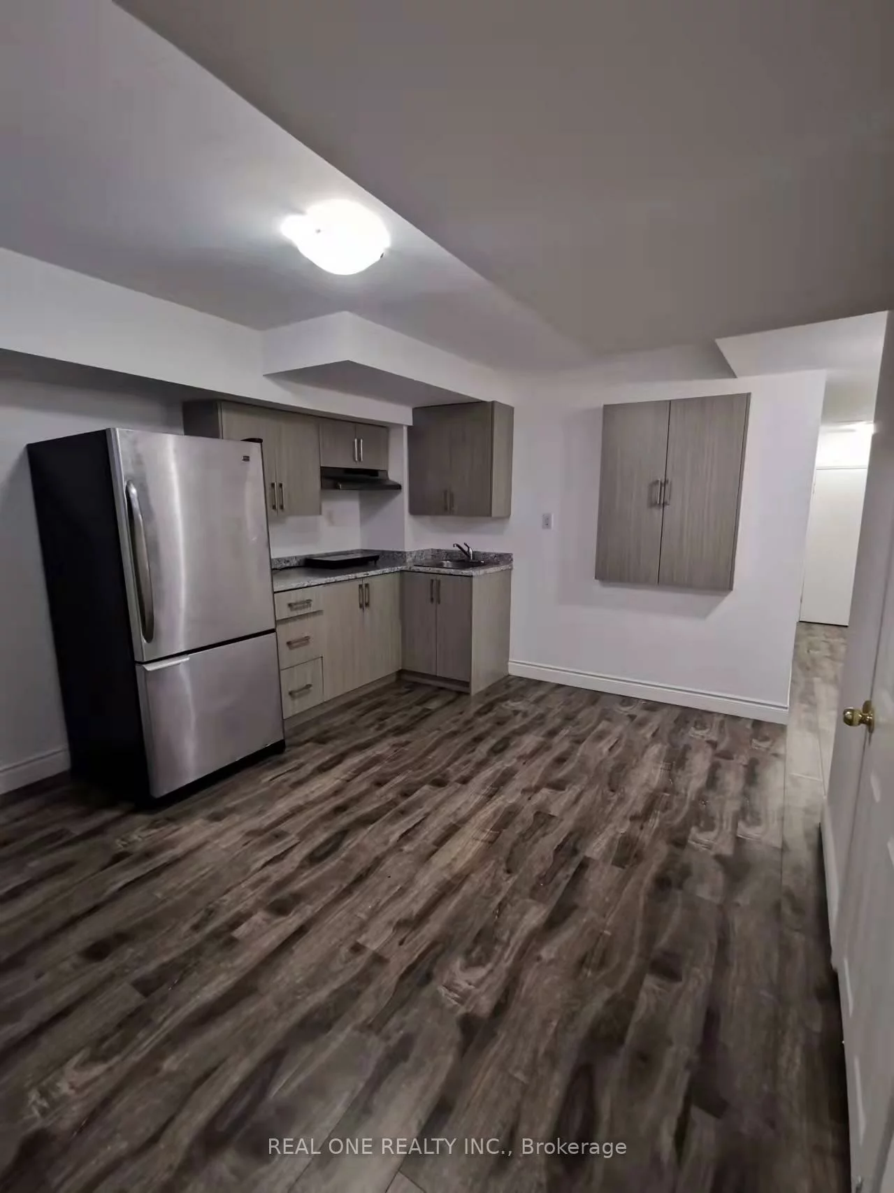 209, Harding Park, Glenway Estates, Newmarket