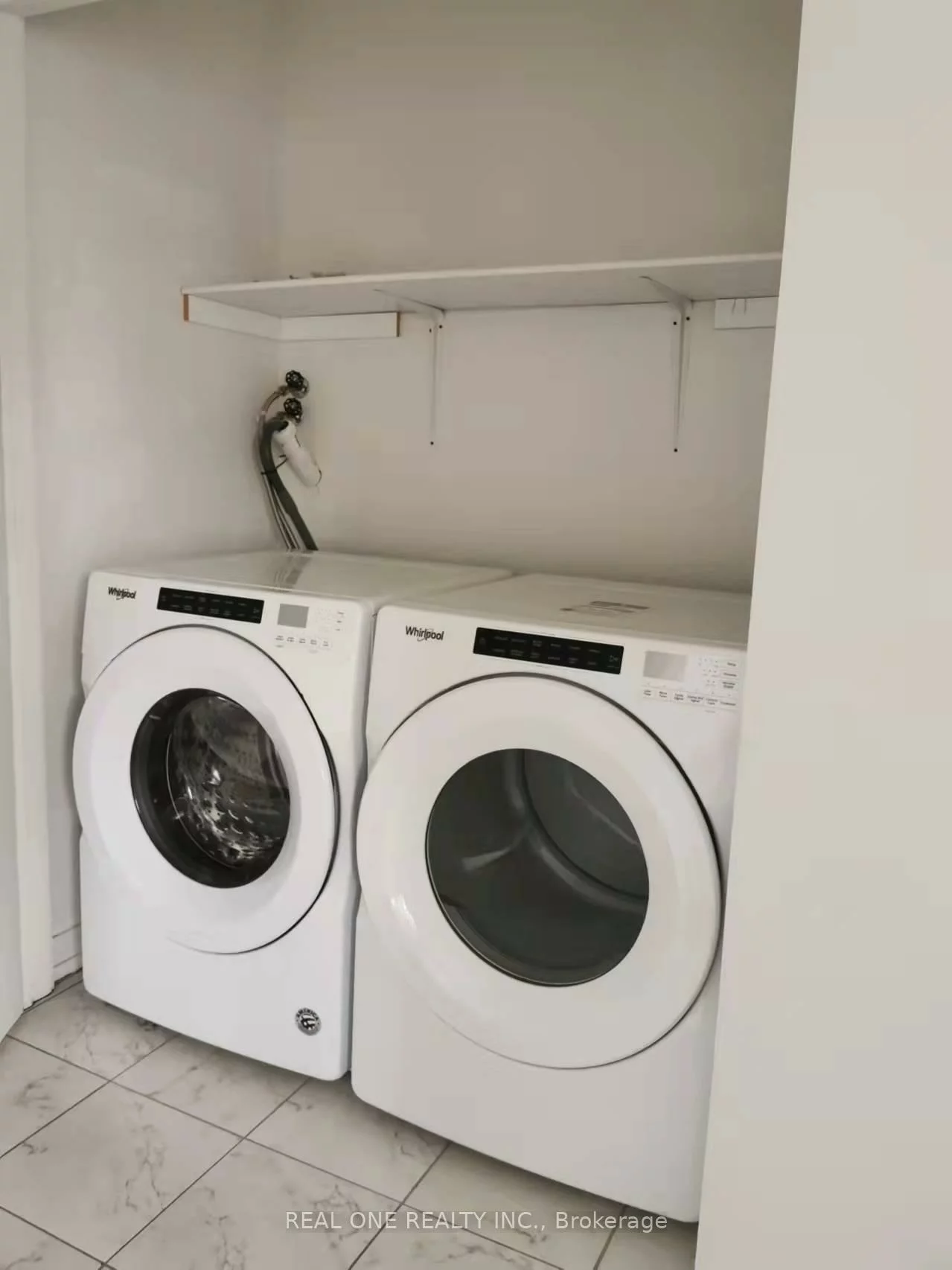 209, Harding Park, Glenway Estates, Newmarket