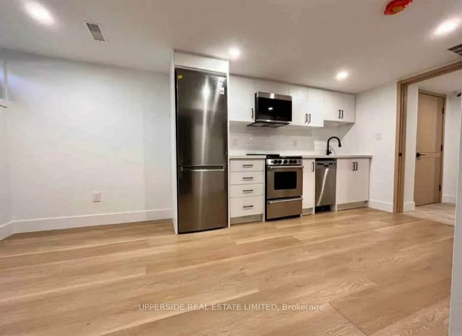 Lower 61, Marlin, Bristol-London, Newmarket