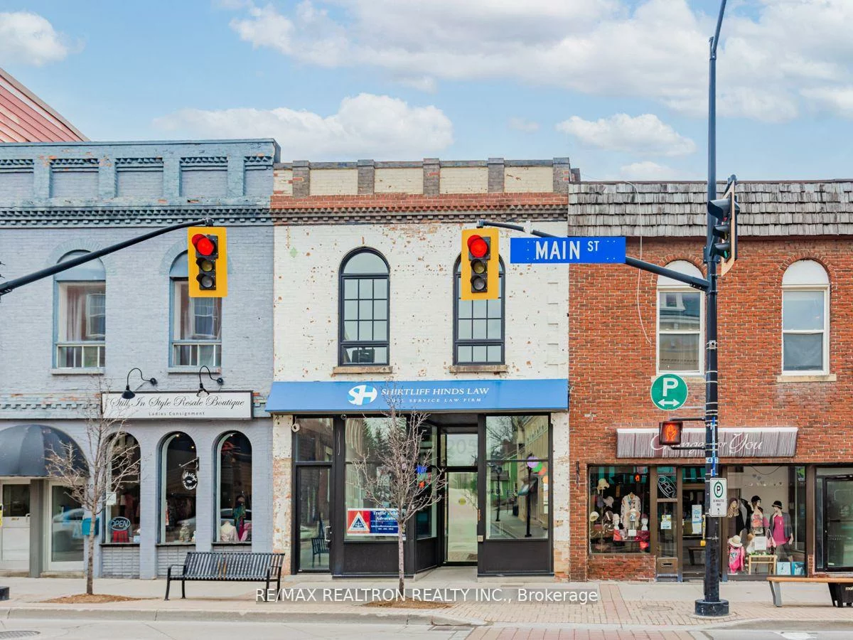 205, Main, Central Newmarket, Newmarket