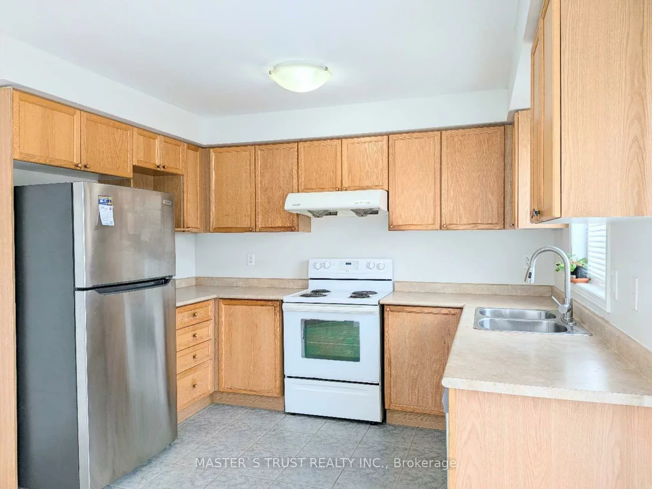 66, Gail Parks, Woodland Hill, Newmarket