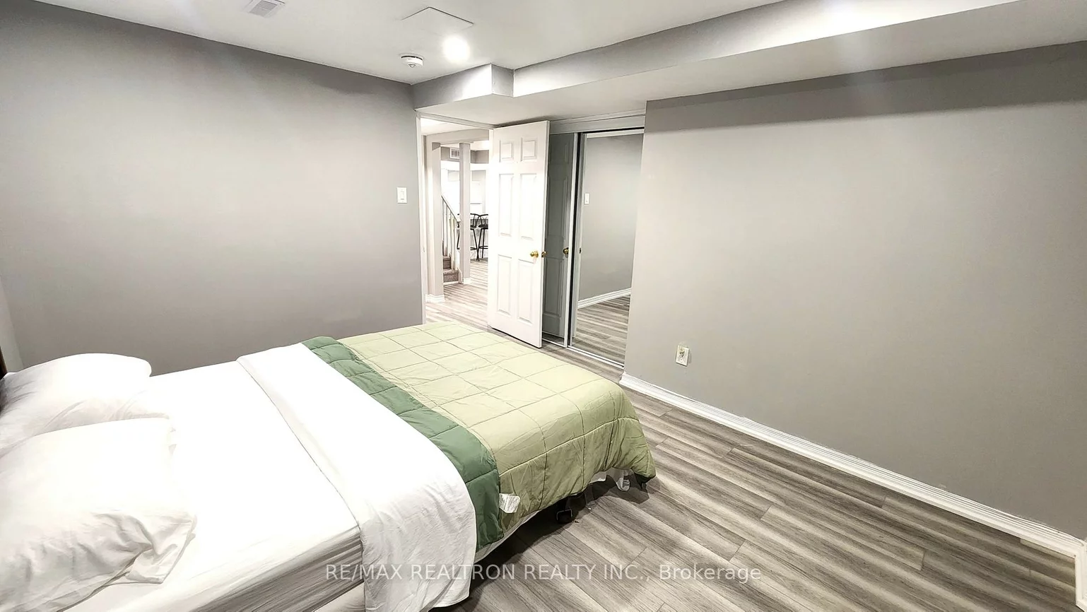 689, Leslie Valley, Huron Heights-Leslie Valley, Newmarket